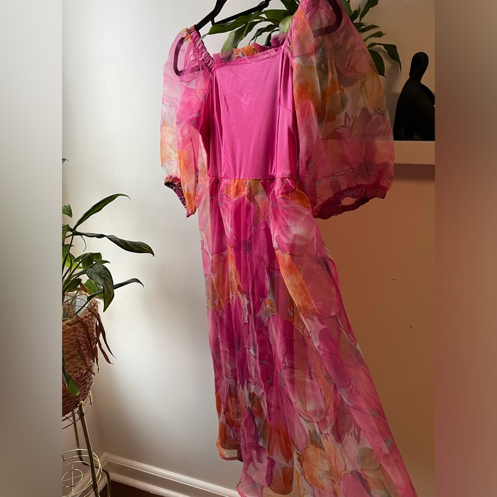 Fuscia puffy sleeves dress